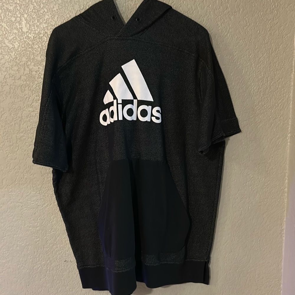 Short sleeve black with white adidas hoodie